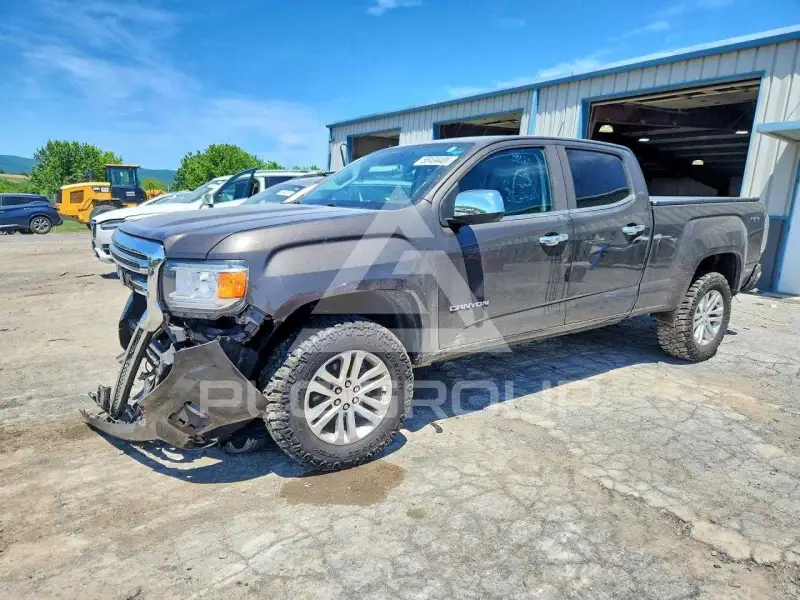 2019 GMC CANYON photo