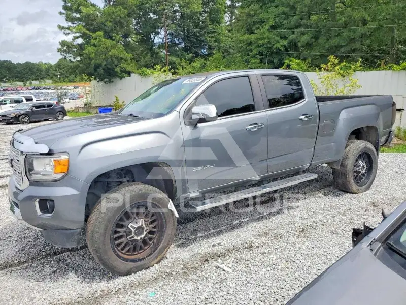 2019 GMC CANYON photo