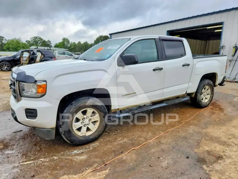 2019 GMC CANYON photo