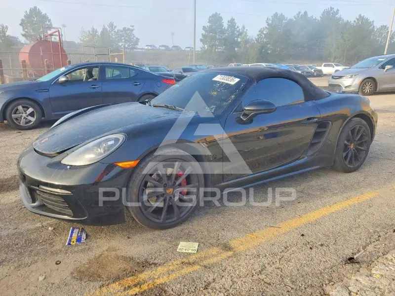 2019 Porsche BOXSTER photo