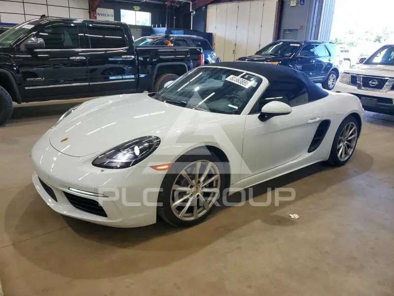2019 Porsche BOXSTER photo