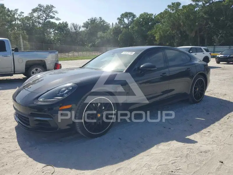 2019 Porsche Panamera фото