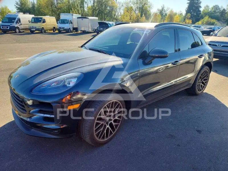 2019 Porsche MACAN photo