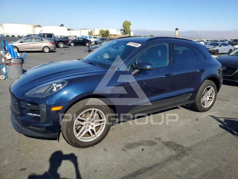 2019 Porsche MACAN photo
