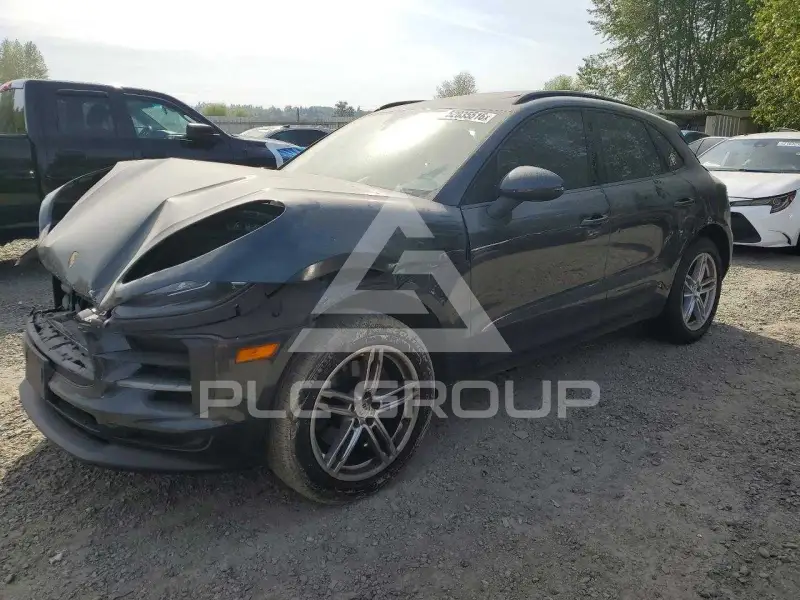 2019 Porsche MACAN photo