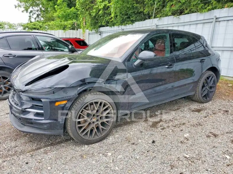 2019 Porsche MACAN photo