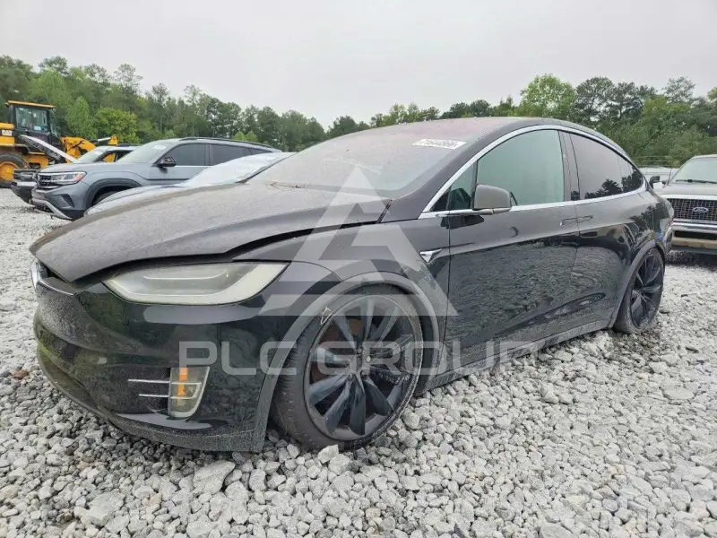 2019 Tesla Model X фото