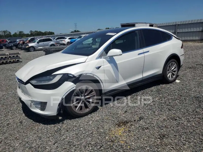 2019 Tesla Model X photo
