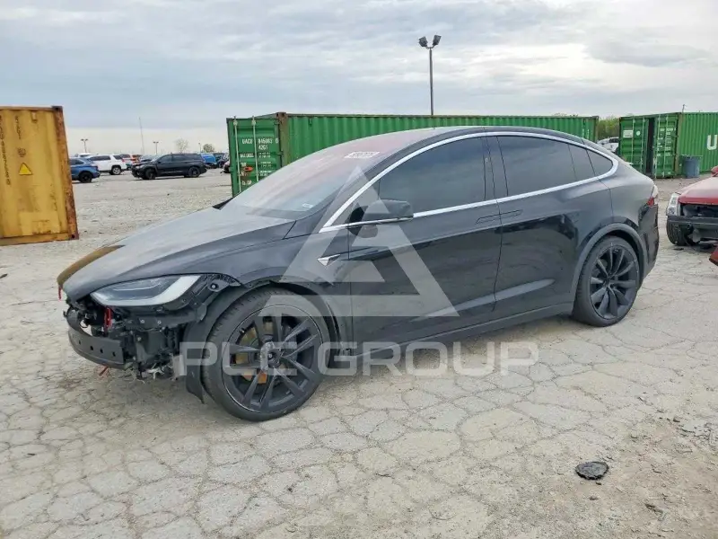 2019 Tesla Model X фото