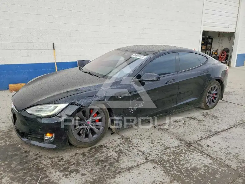 2019 Tesla Model S фото