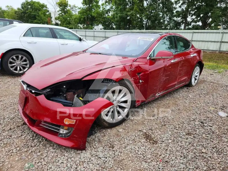 2019 Tesla Model S фото