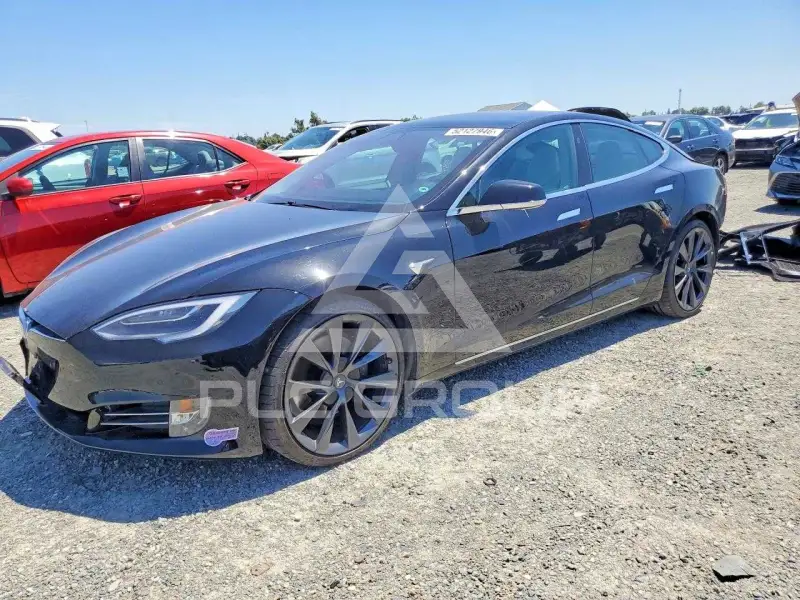 2019 Tesla Model S фото