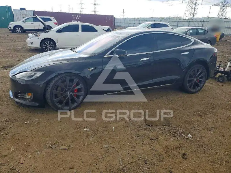2019 Tesla Model S фото
