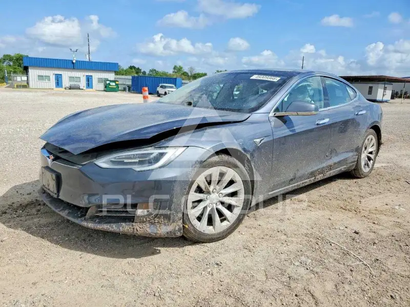 2019 Tesla Model S фото
