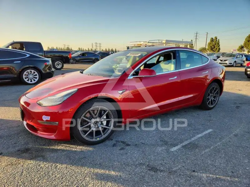 2019 Tesla Model 3 photo