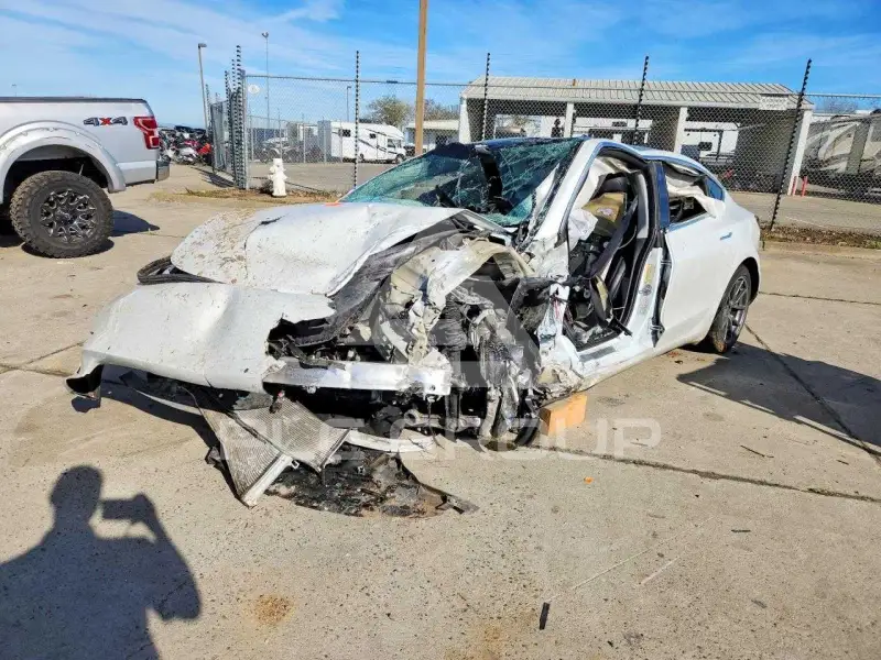 2019 Tesla Model 3 фото