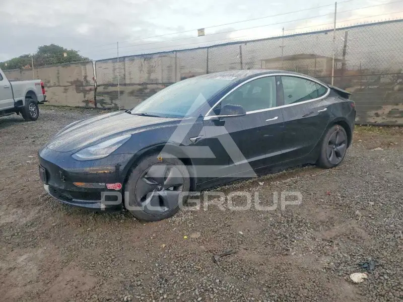2019 Tesla Model 3 фото