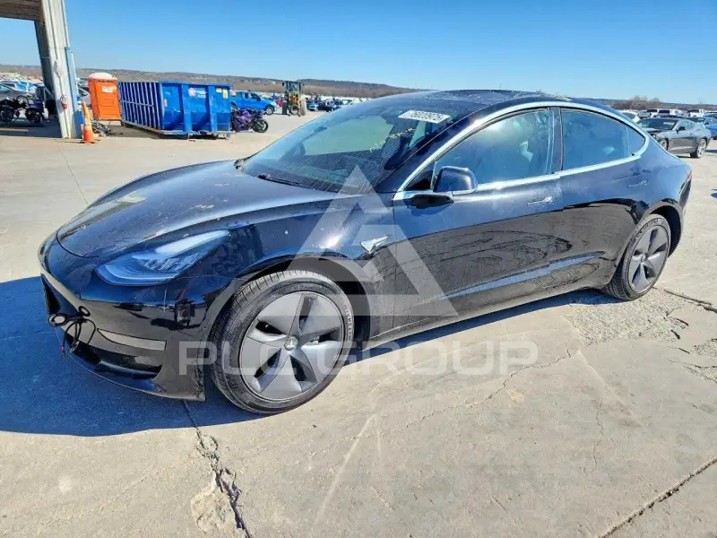 2019 Tesla Model 3 photo