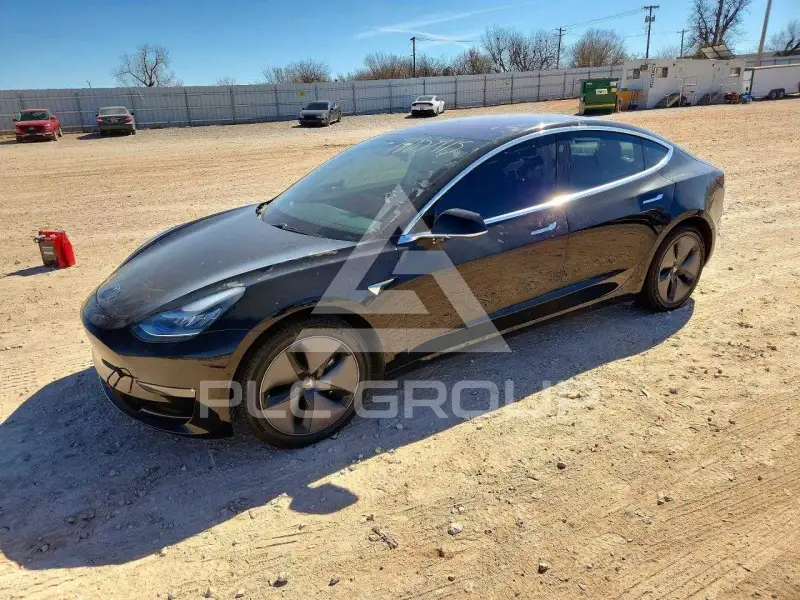2019 Tesla Model 3 фото