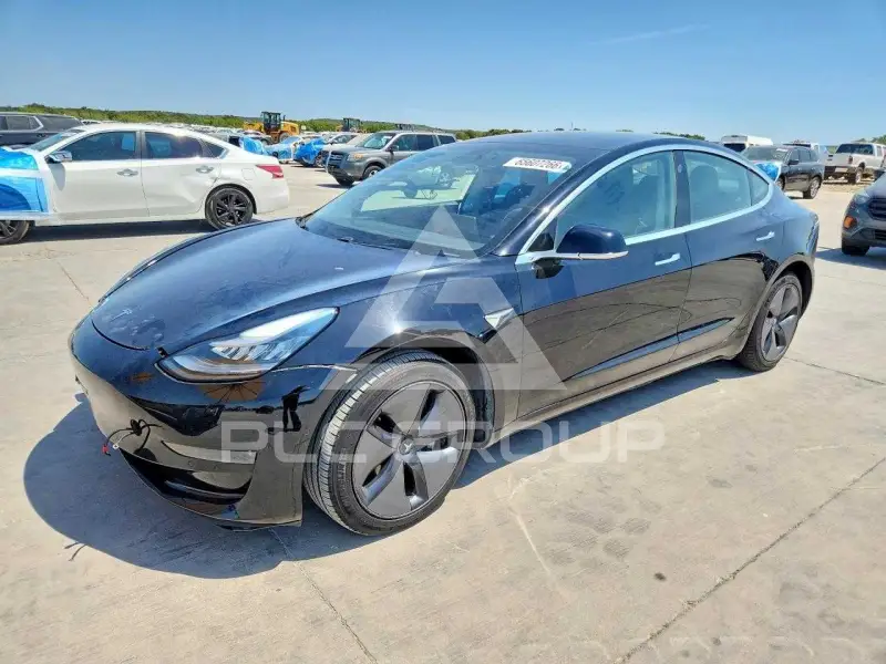 2019 Tesla Model 3 фото