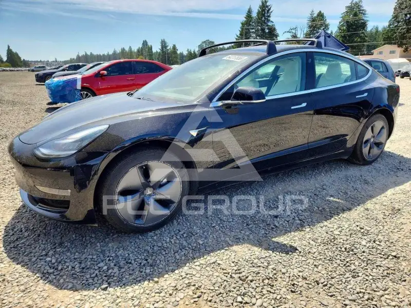 2019 Tesla Model 3 фото