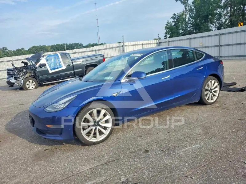 2019 Tesla Model 3 photo