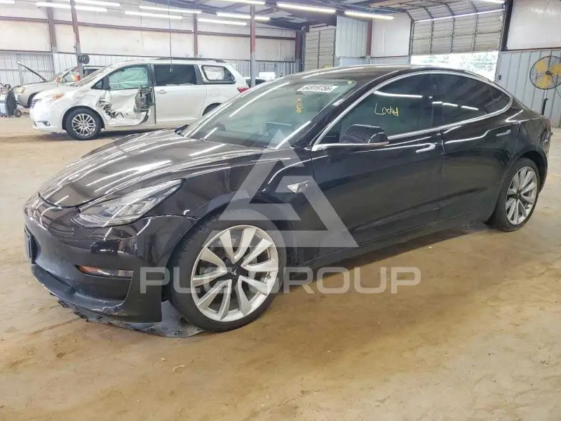 2019 Tesla Model 3 фото