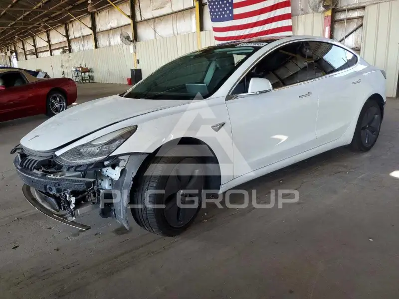 2019 Tesla Model 3 фото