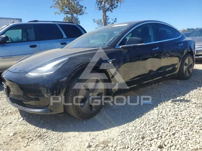 2019 Tesla Model 3 фото