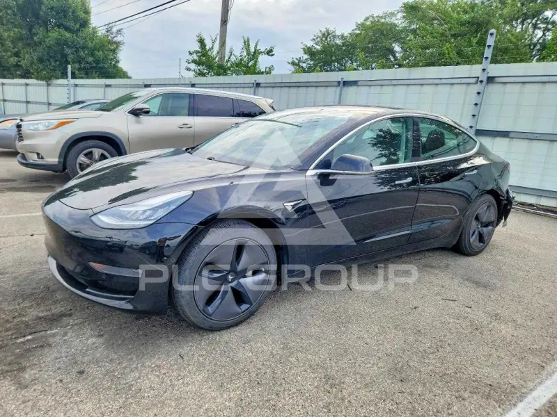 2019 Tesla Model 3 photo