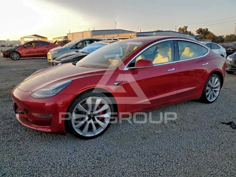 2019 Tesla Model 3 фото