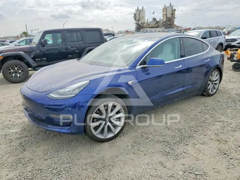 2019 Tesla Model 3 фото