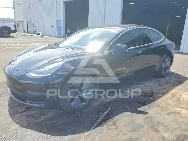 2019 Tesla Model 3 фото