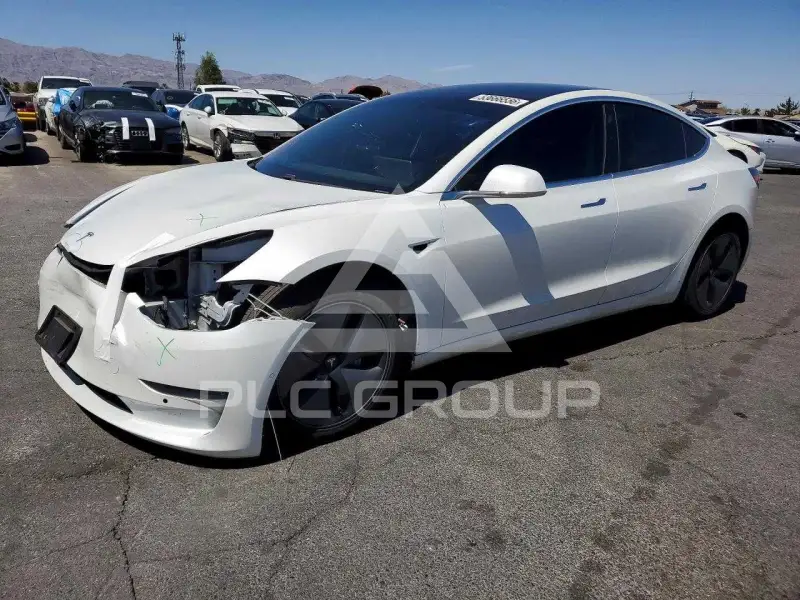 2019 Tesla Model 3 photo