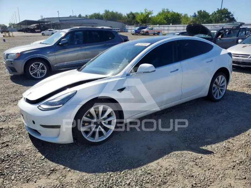 2019 Tesla Model 3 фото