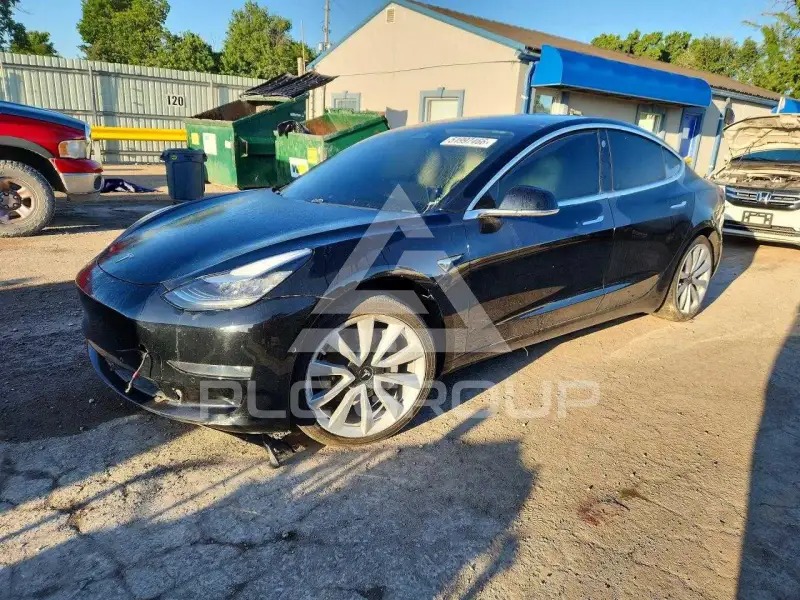 2019 Tesla Model 3 фото