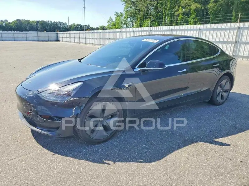 2019 Tesla Model 3 фото