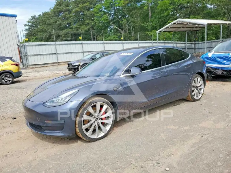 2019 Tesla Model 3 фото
