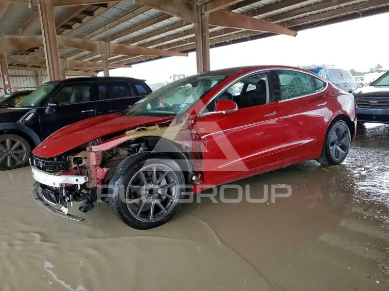 2019 Tesla Model 3 фото