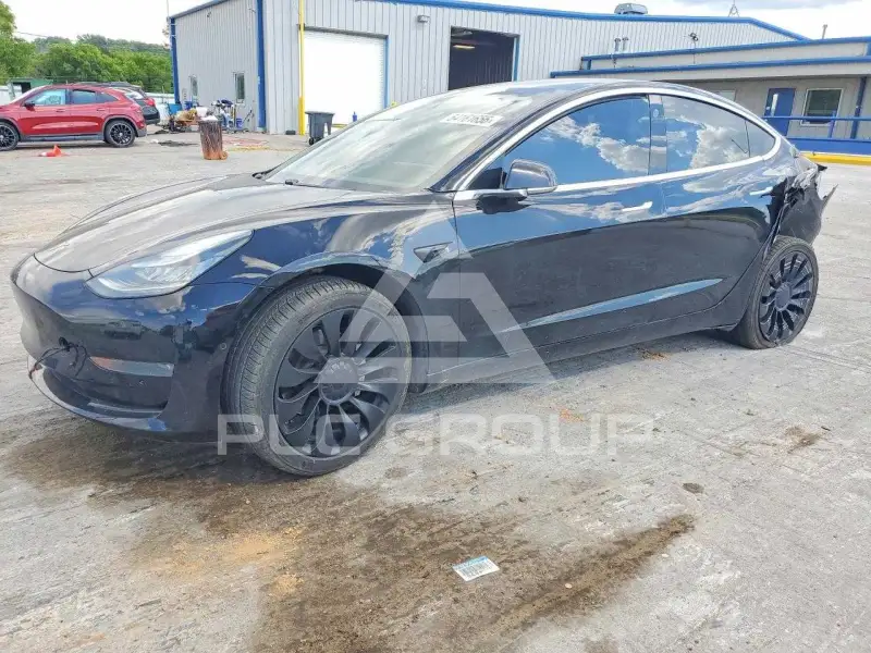 2019 Tesla Model 3 фото