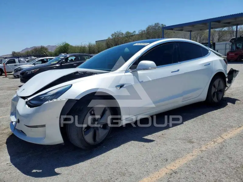 2019 Tesla Model 3 фото