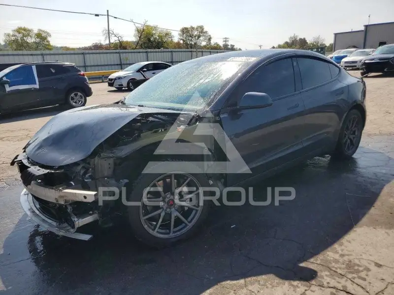 2019 Tesla Model 3 фото