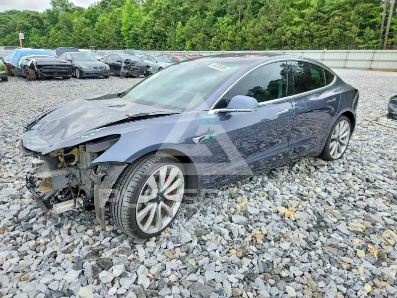2019 Tesla Model 3 фото