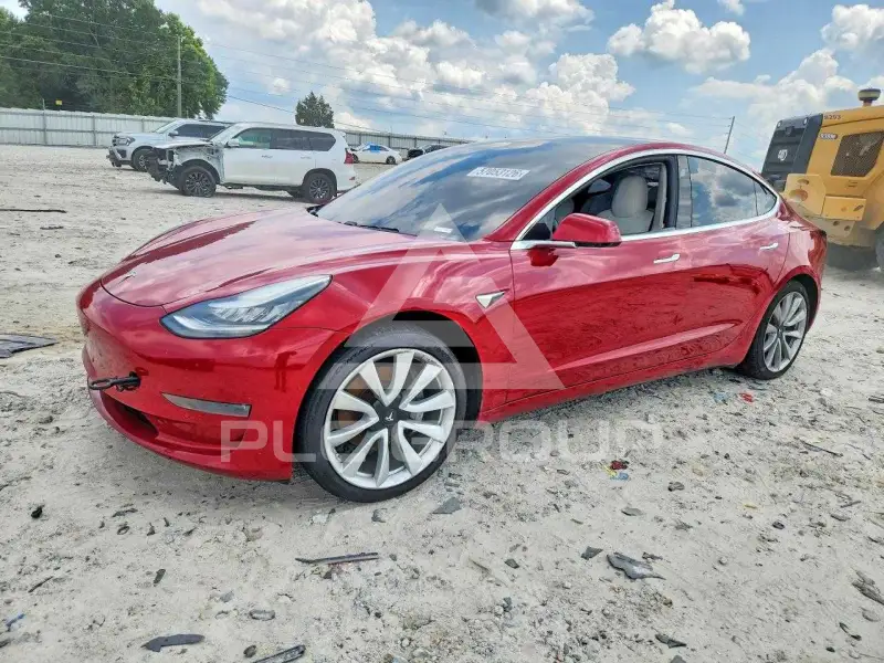 2019 Tesla Model 3 фото