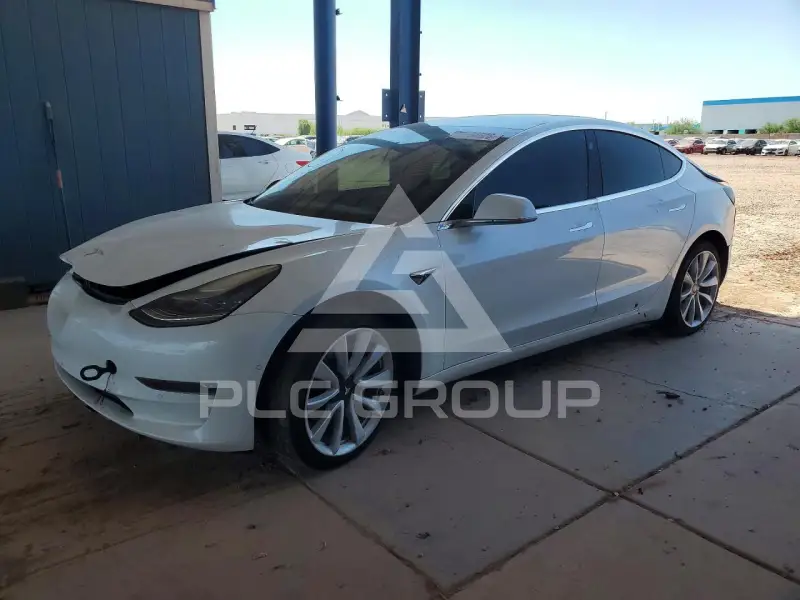 2019 Tesla Model 3 фото