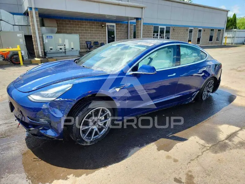 2019 Tesla Model 3 photo