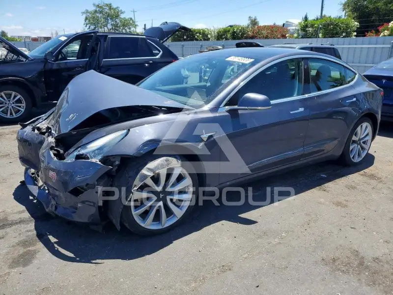 2019 Tesla Model 3 photo