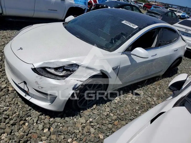 2019 Tesla Model 3 фото