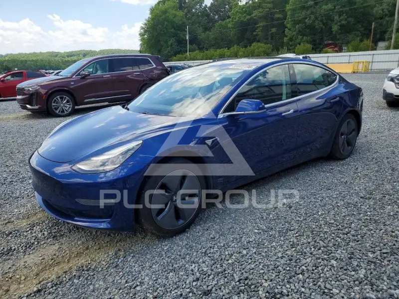 2019 Tesla Model 3 фото