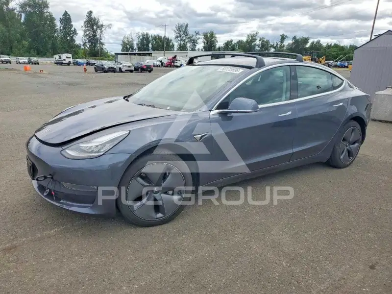 2019 Tesla Model 3 фото